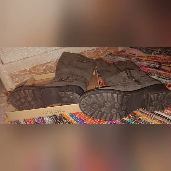 Sonoma~Women's Gray Knee-High Leather Boots Chunky Heel - Picture 6 of 13